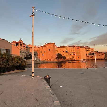 1 Renove Secteur La Ponche - St Tropez *